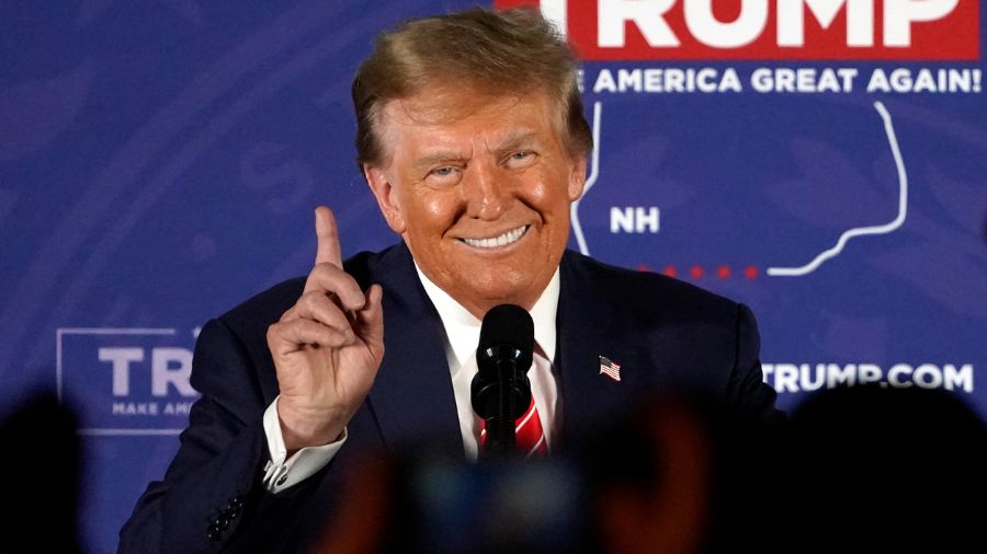 Photo: Republican president-elect President Donald Trump gestures as he speaks during a rally in La...
