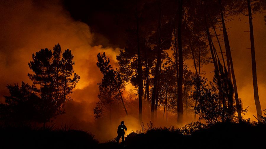 wildfire Washington sugarloaf evacuations...