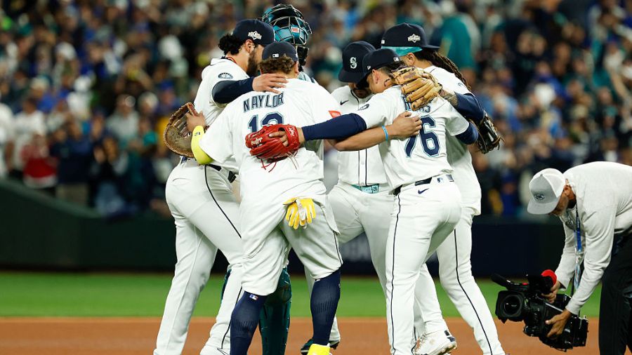 Mariners playoffs Game 5 Rizzs...