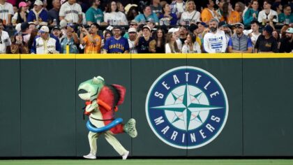 Harrell proclaims Oct. 16 as 'Humpy Day'