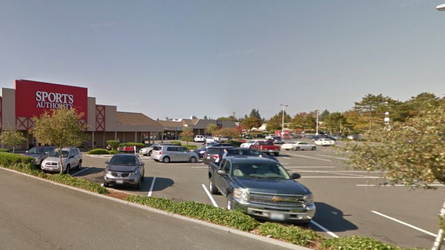 cars towed mariners fans lynnwood...