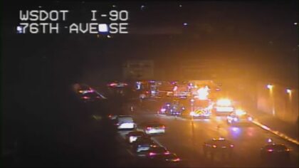 All lanes on I-90 on Mercer Island have reopened after five-car crash